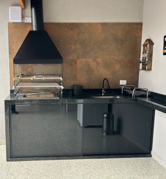 Pias de Mármore na Casa Verde